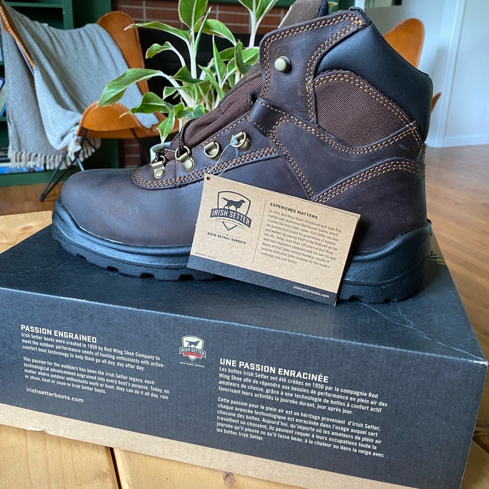 Red Wing Irish Setter 6” steel toe work boot!